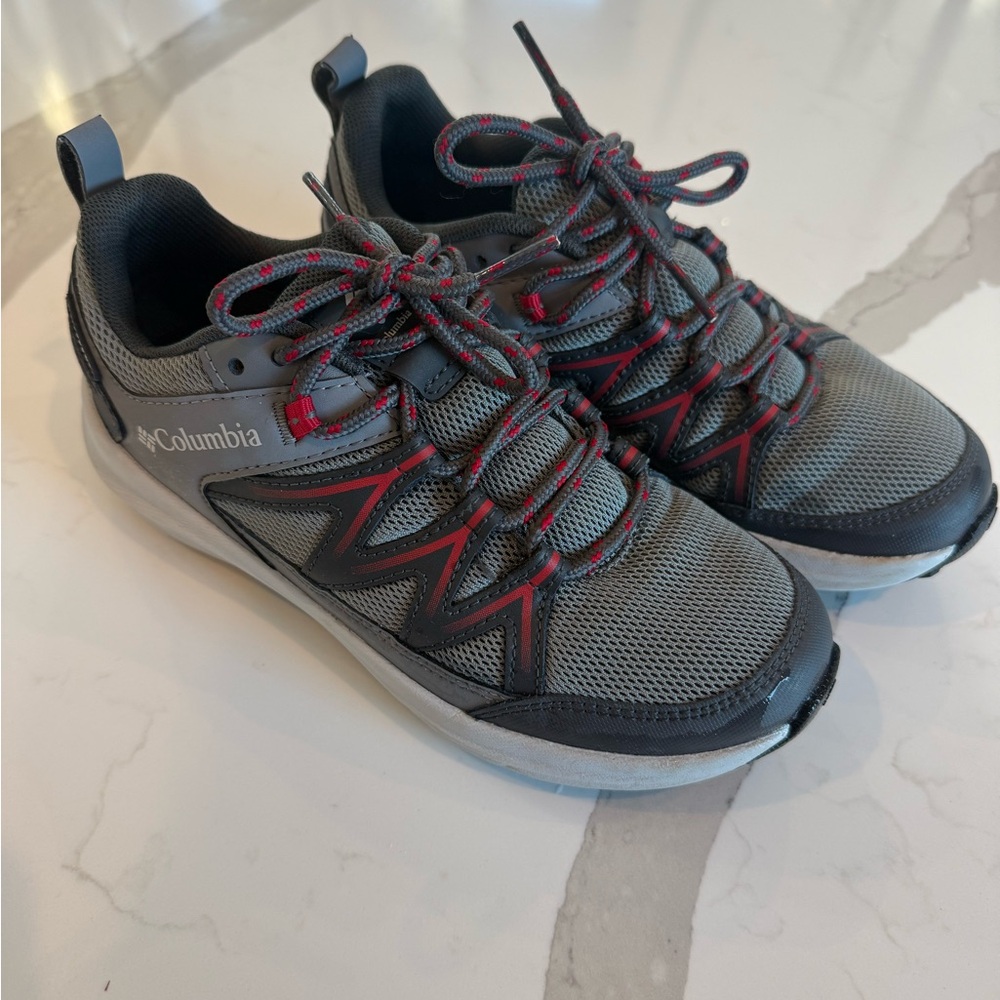 Columbia Big Kid’s Peakfresh Rush Waterproof Hiking Shoes